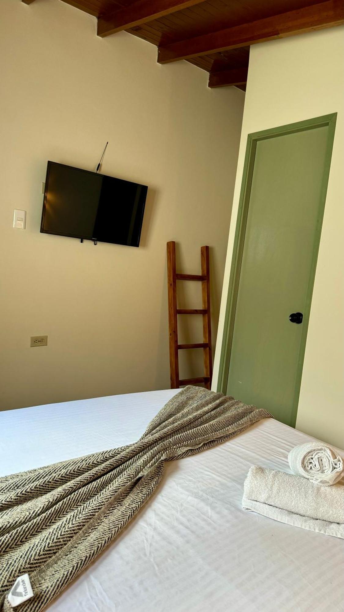 Luum Casa Hotel Manila Medellín Eksteriør billede