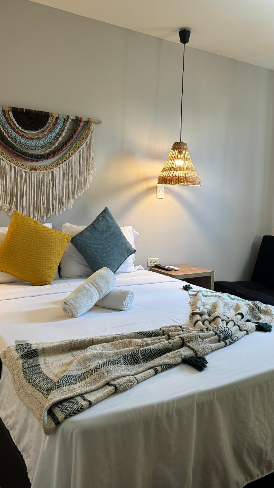 Luum Casa Hotel Manila Medellín Eksteriør billede