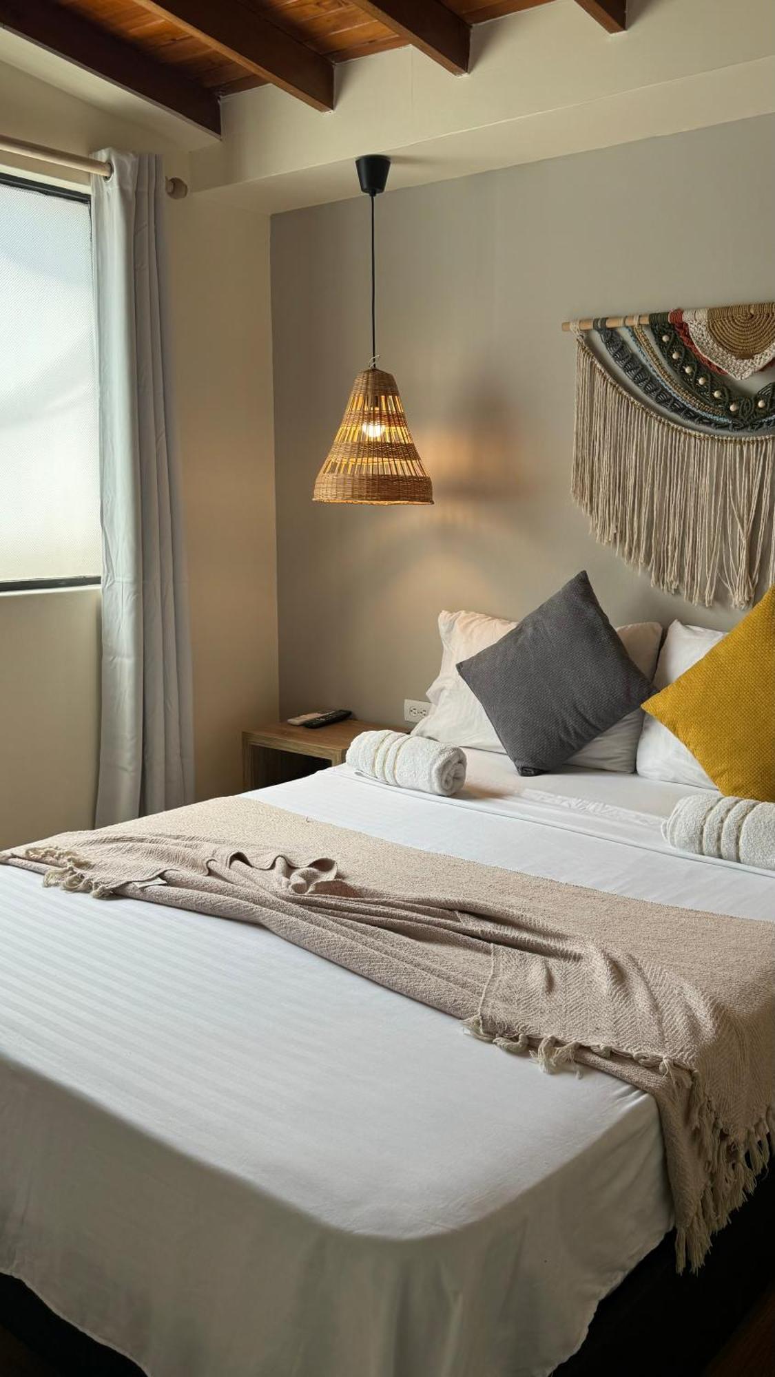 Luum Casa Hotel Manila Medellín Eksteriør billede